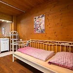 Waldhaus I * مايرهوفن